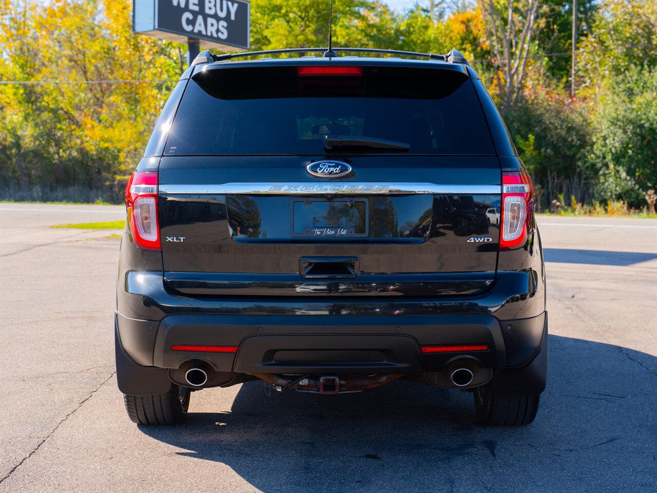 2013 Ford Explorer XLT   - Photo 6 - Washington, MI 48094