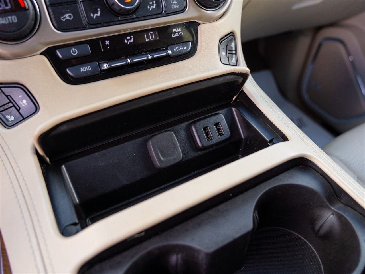 2020 GMC Yukon Denali   - Photo 43 - Washington, MI 48094