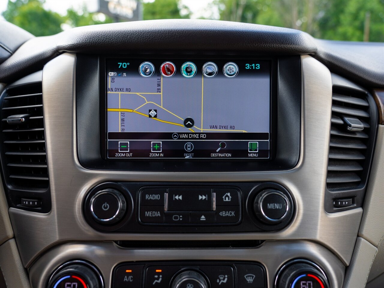 2020 GMC Yukon Denali   - Photo 36 - Washington, MI 48094
