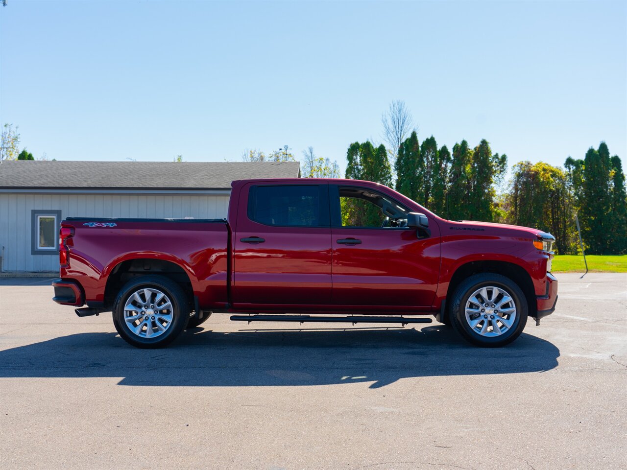 2021 Chevrolet Silverado 1500 Custom   - Photo 4 - Washington, MI 48094