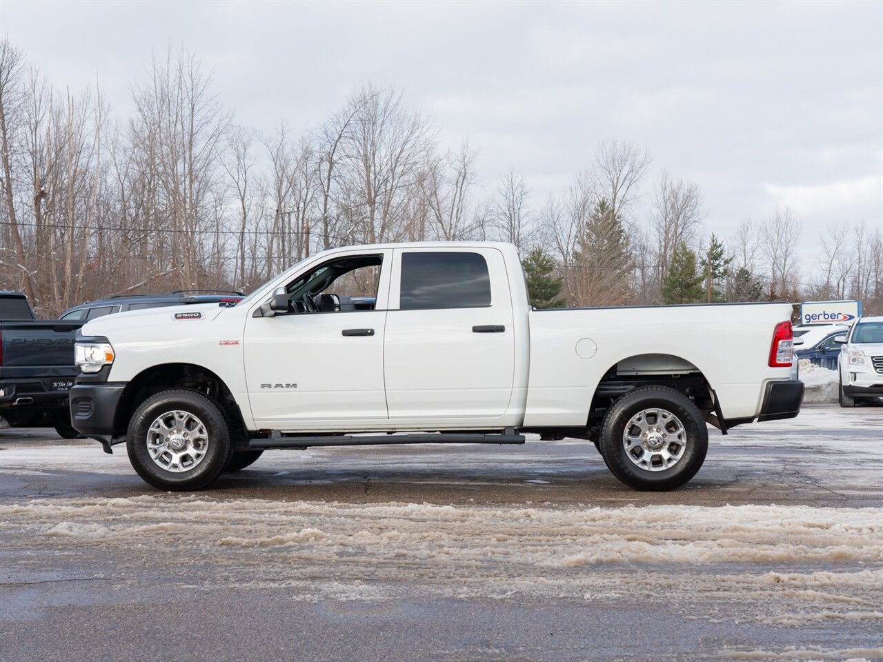 2022 RAM 2500 Tradesman   - Photo 8 - Washington, MI 48094