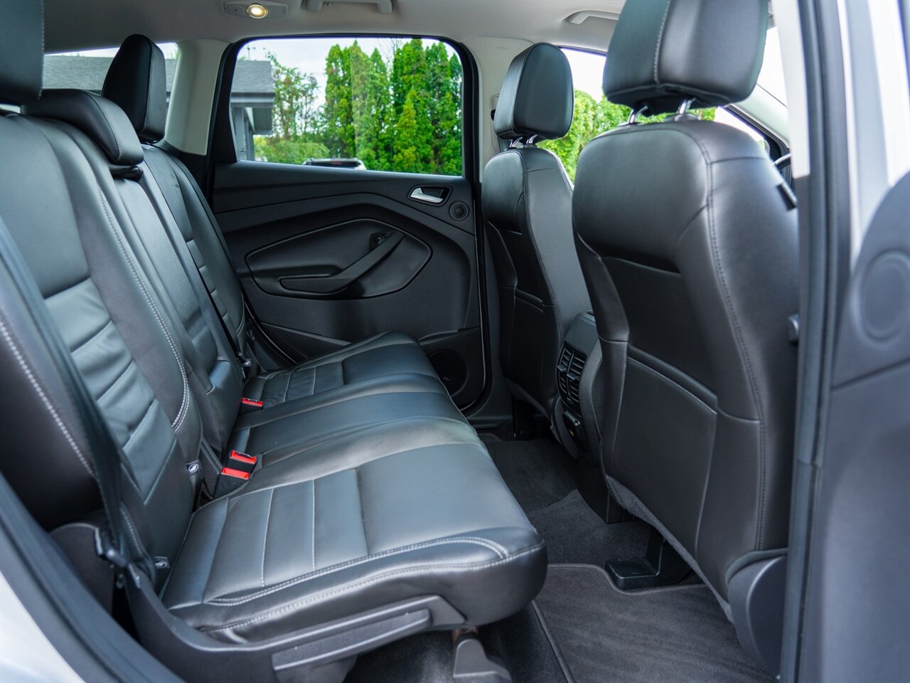 2015 Ford Escape Titanium photo 15