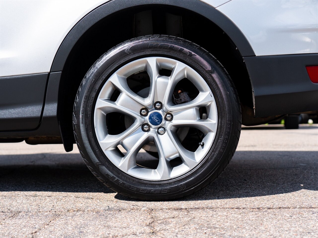 2015 Ford Escape Titanium photo 39