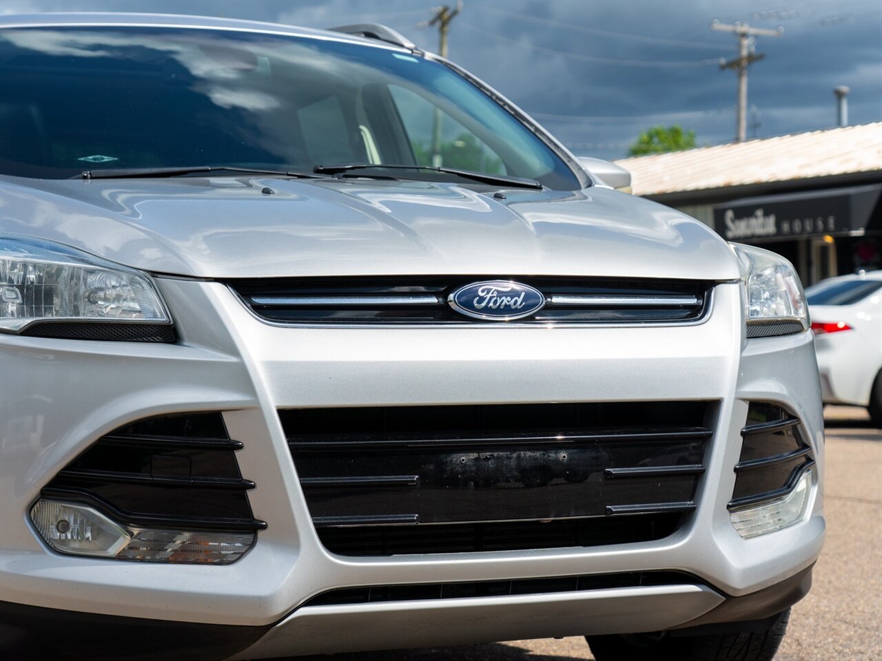 2015 Ford Escape Titanium photo 3