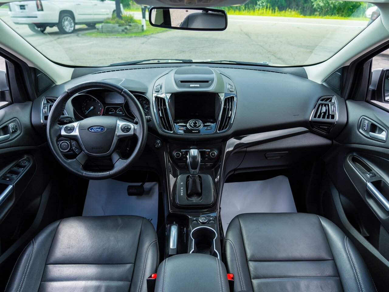 2015 Ford Escape Titanium photo 18