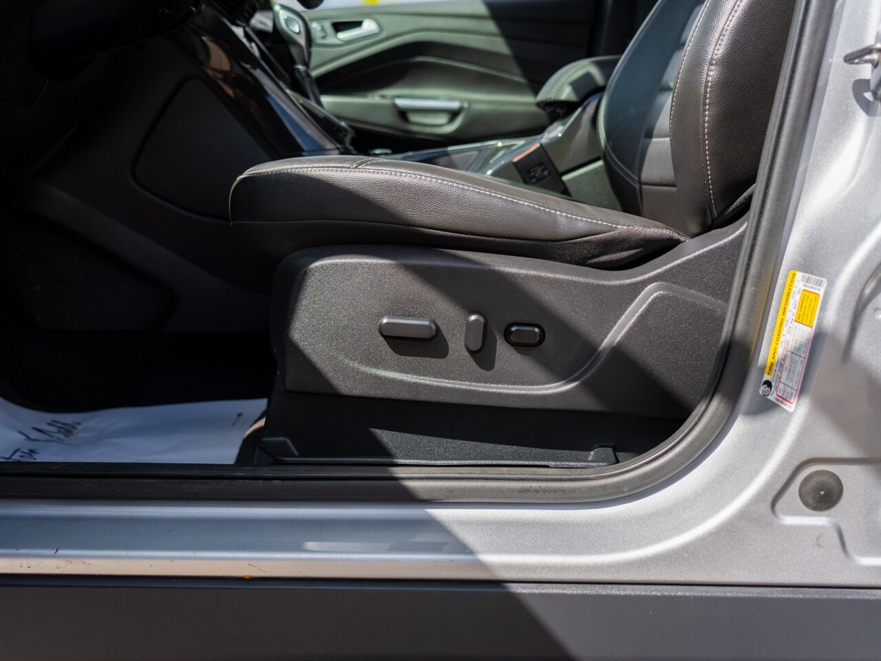 2015 Ford Escape Titanium photo 10