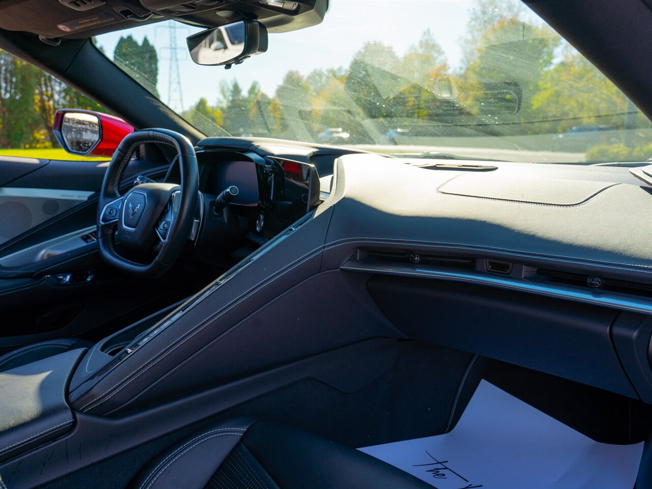 2021 Chevrolet Corvette Stingray   - Photo 20 - Washington, MI 48094