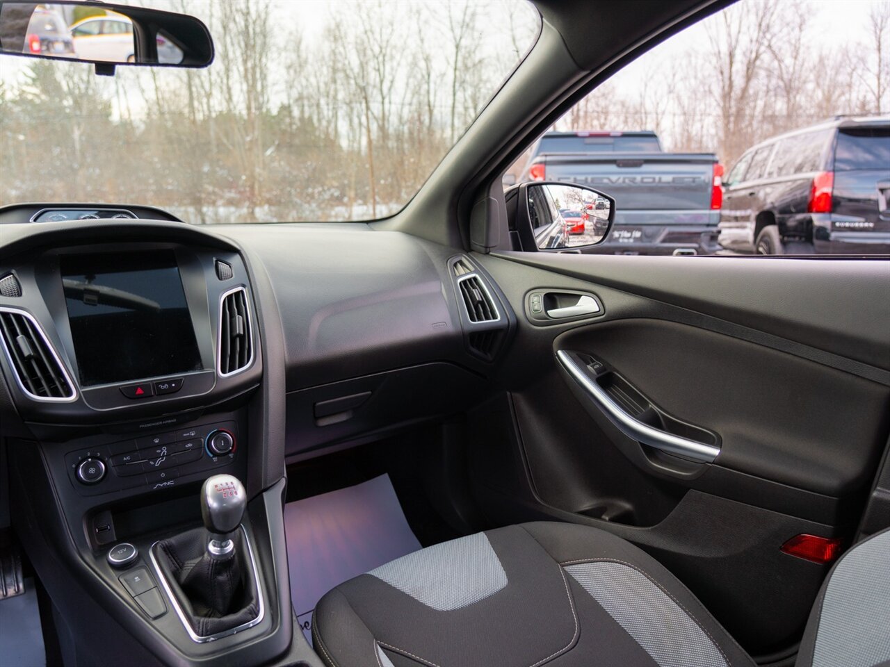 2017 Ford Focus ST   - Photo 22 - Washington, MI 48094