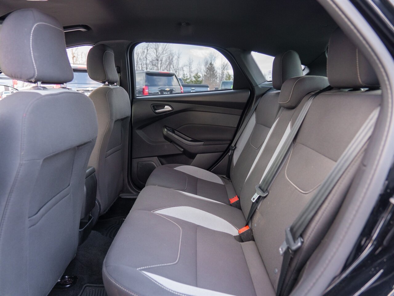 2017 Ford Focus ST   - Photo 19 - Washington, MI 48094