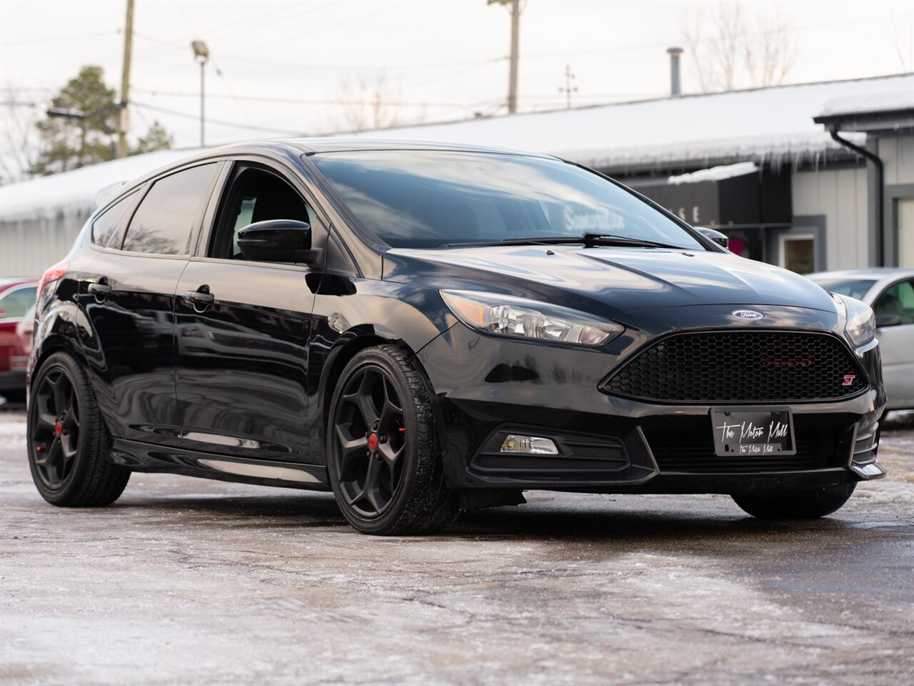 2017 Ford Focus ST   - Photo 3 - Washington, MI 48094