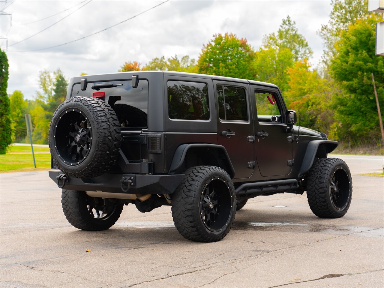 2016 Jeep Wrangler Unlimited Rubicon   - Photo 5 - Washington, MI 48094