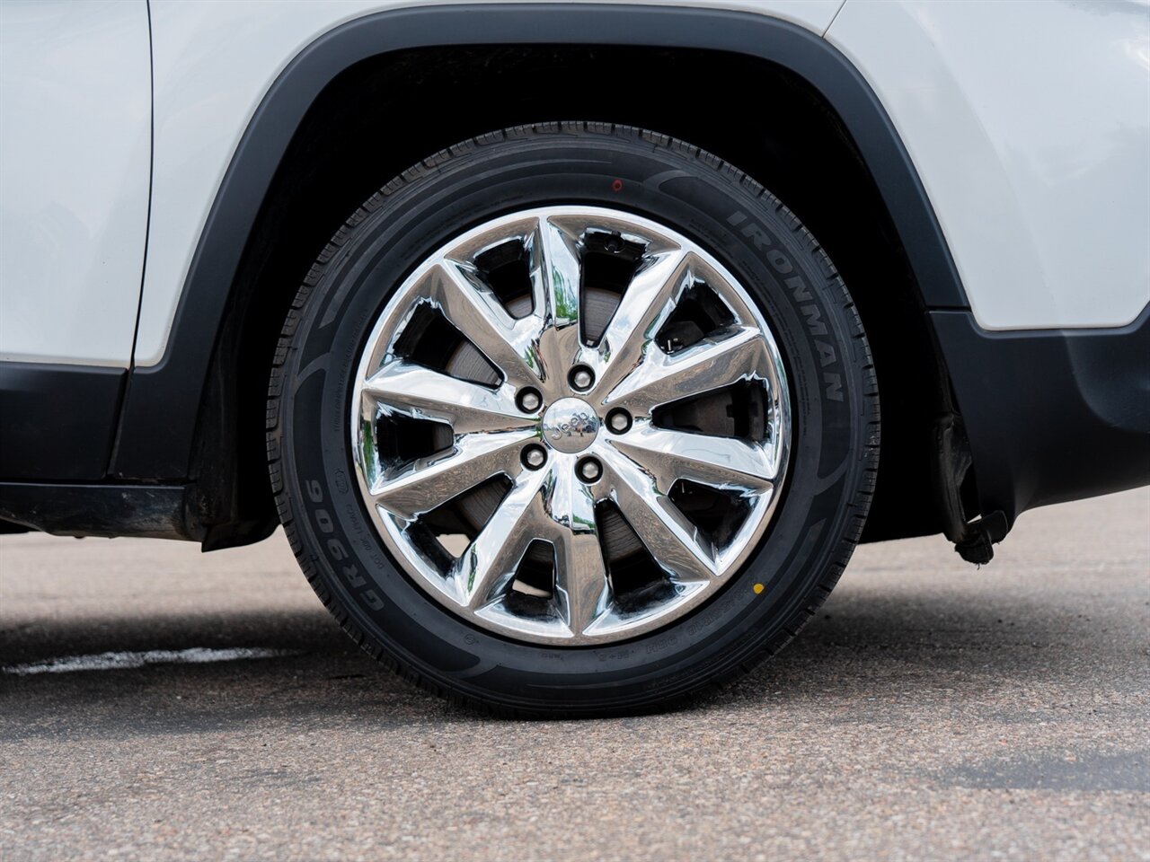 2014 Jeep Cherokee Limited - Photo 43 - Washington, MI 48094