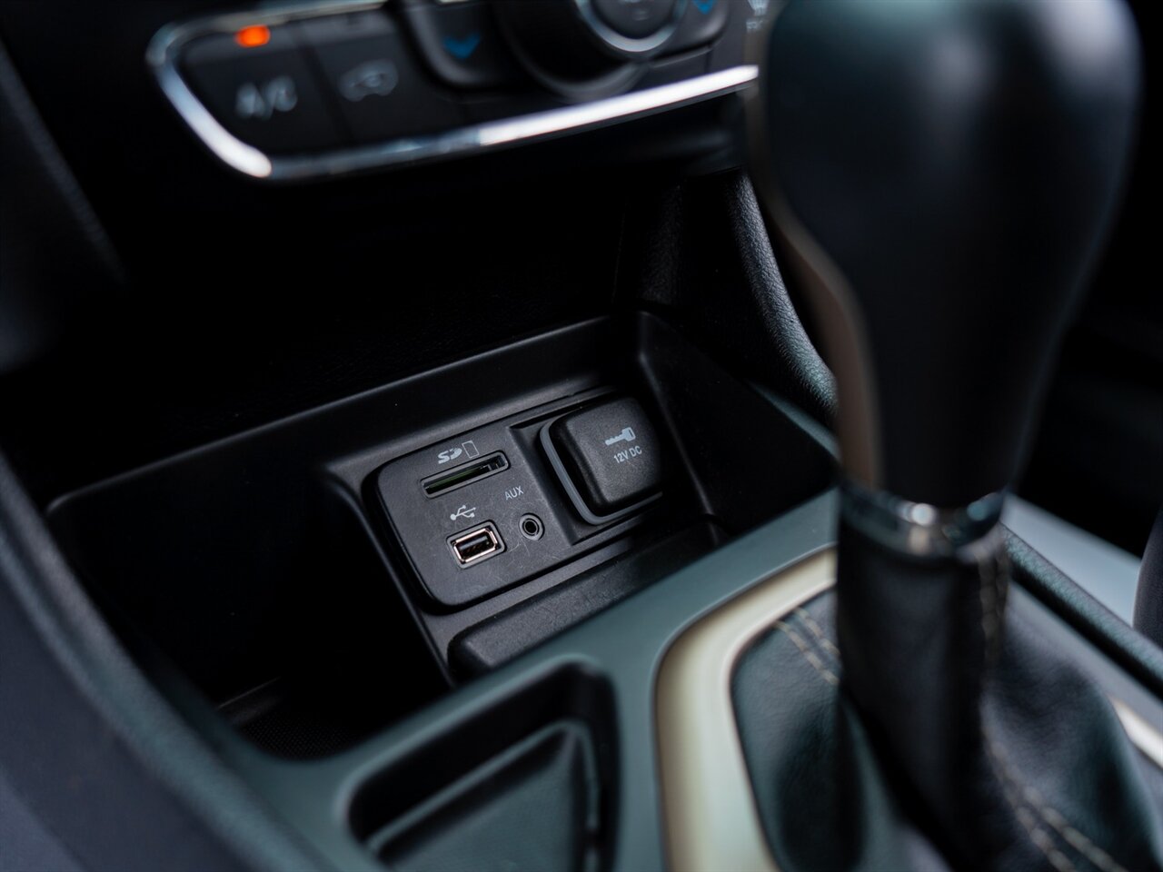 2014 Jeep Cherokee Limited - Photo 37 - Washington, MI 48094