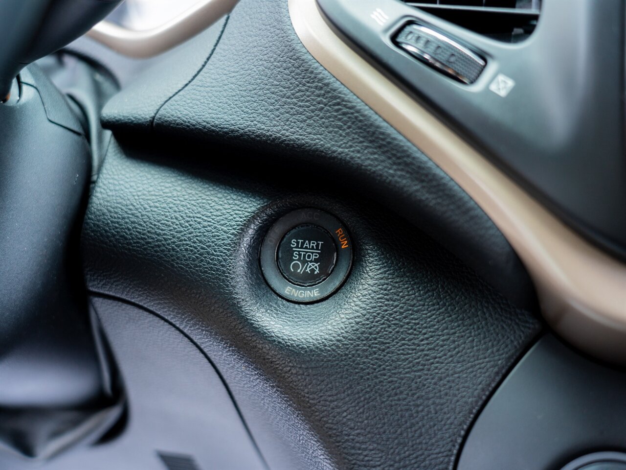 2014 Jeep Cherokee Limited - Photo 34 - Washington, MI 48094