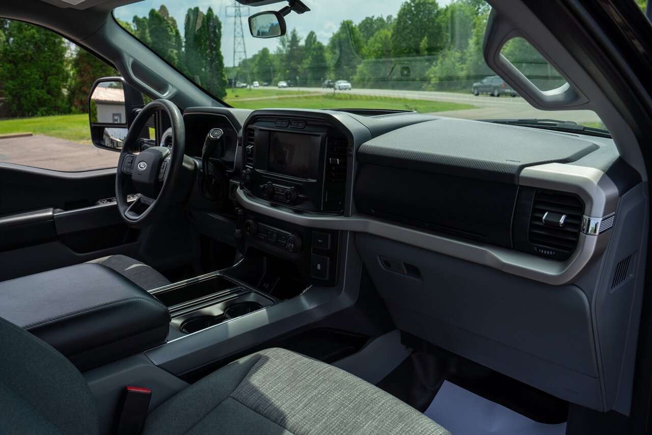 2021 Ford F-150 XLT   - Photo 20 - Washington, MI 48094