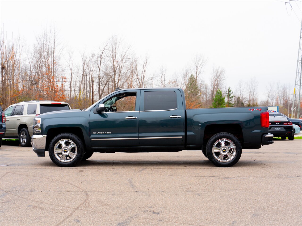 2018 Chevrolet Silverado 1500 LTZ   - Photo 8 - Washington, MI 48094