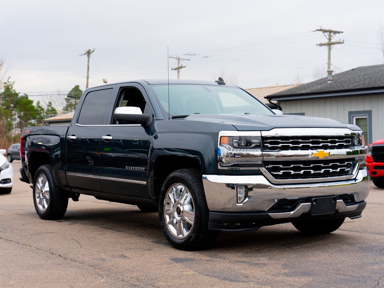 2018 Chevrolet Silverado 1500 LTZ   - Photo 3 - Washington, MI 48094