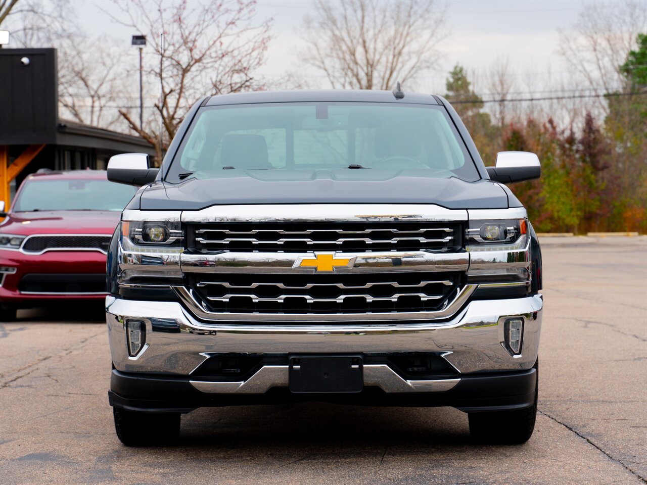 2018 Chevrolet Silverado 1500 LTZ   - Photo 2 - Washington, MI 48094