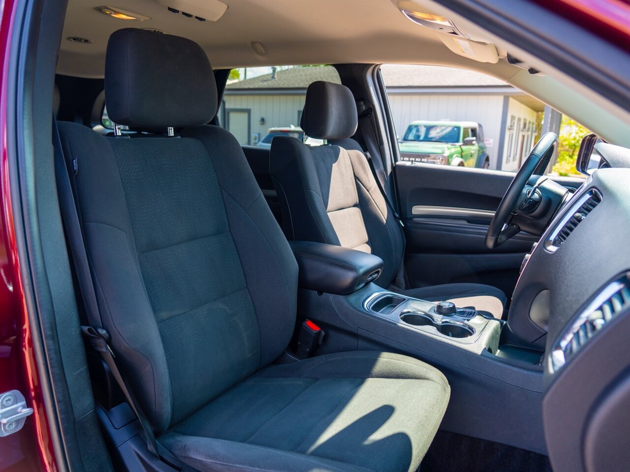 2016 Dodge Durango SXT - Photo 18 - Washington, MI 48094
