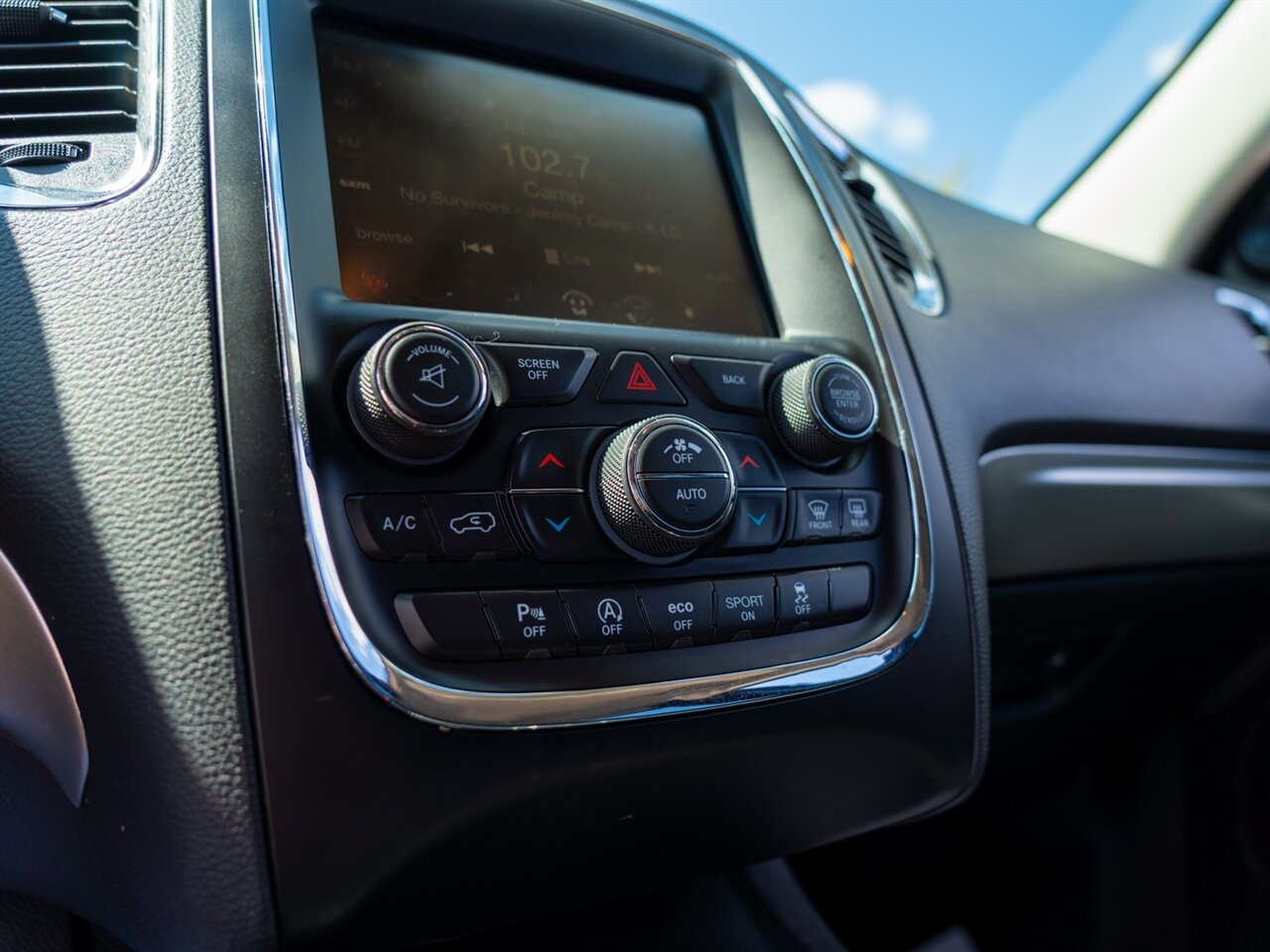 2016 Dodge Durango SXT - Photo 33 - Washington, MI 48094