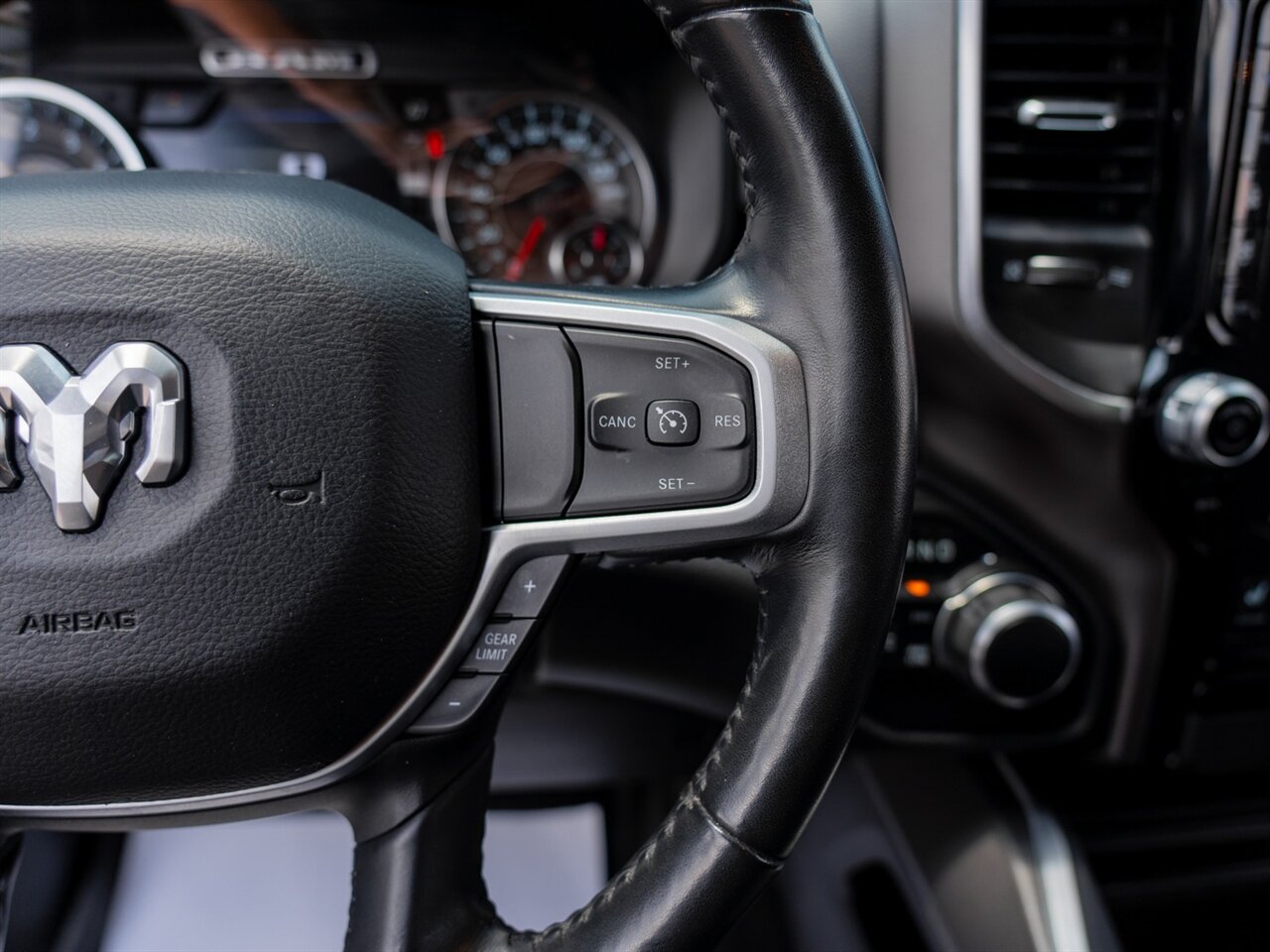 2020 RAM 1500 Big Horn - Photo 33 - Washington, MI 48094