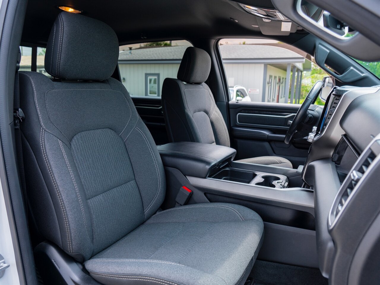 2020 RAM 1500 Big Horn - Photo 24 - Washington, MI 48094