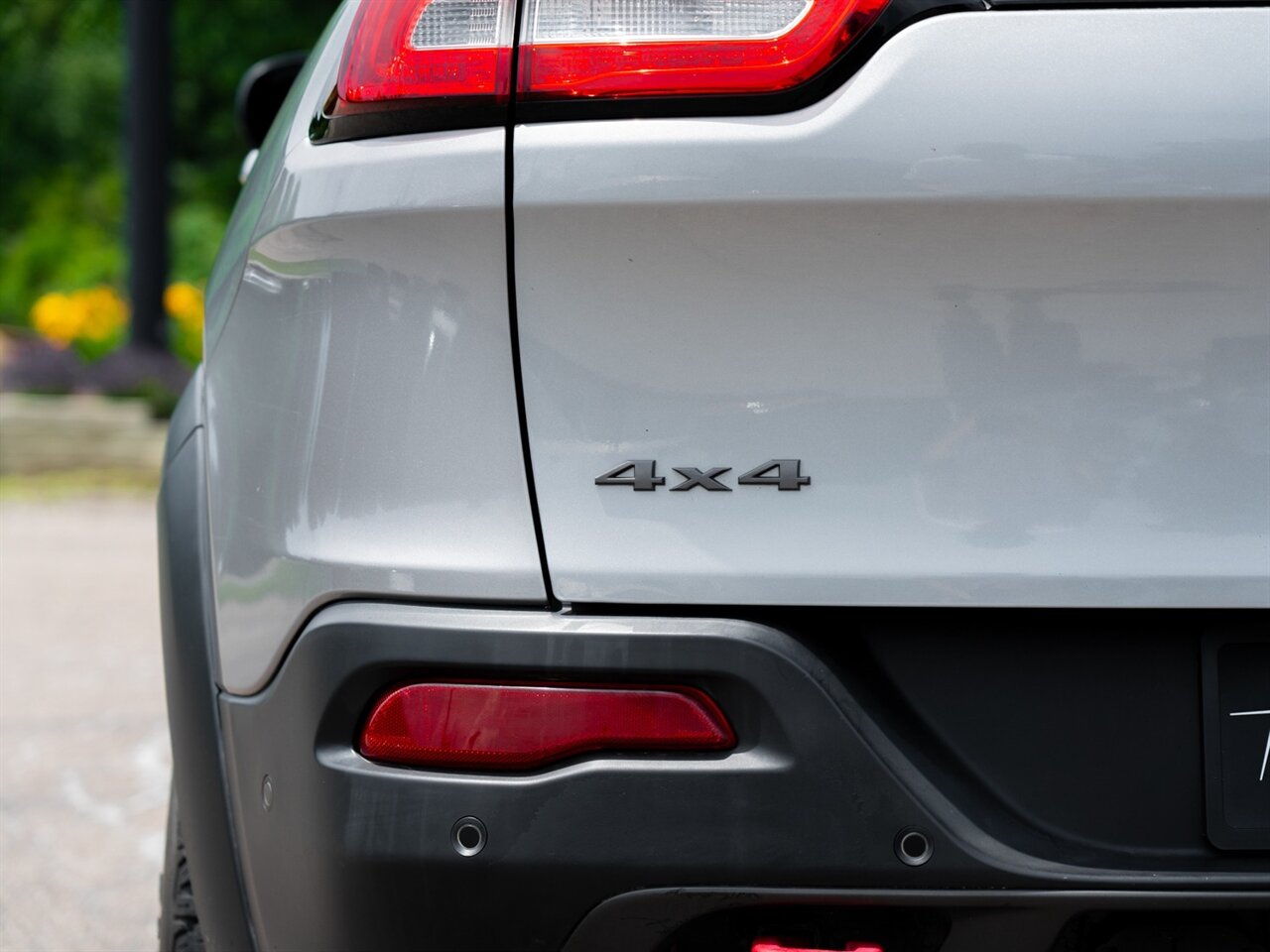 2014 Jeep Cherokee Trailhawk   - Photo 10 - Washington, MI 48094