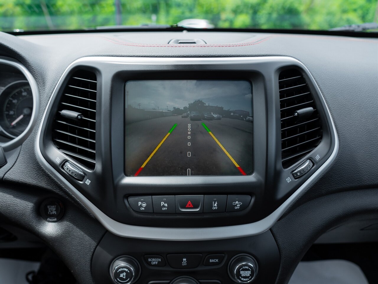 2014 Jeep Cherokee Trailhawk   - Photo 32 - Washington, MI 48094