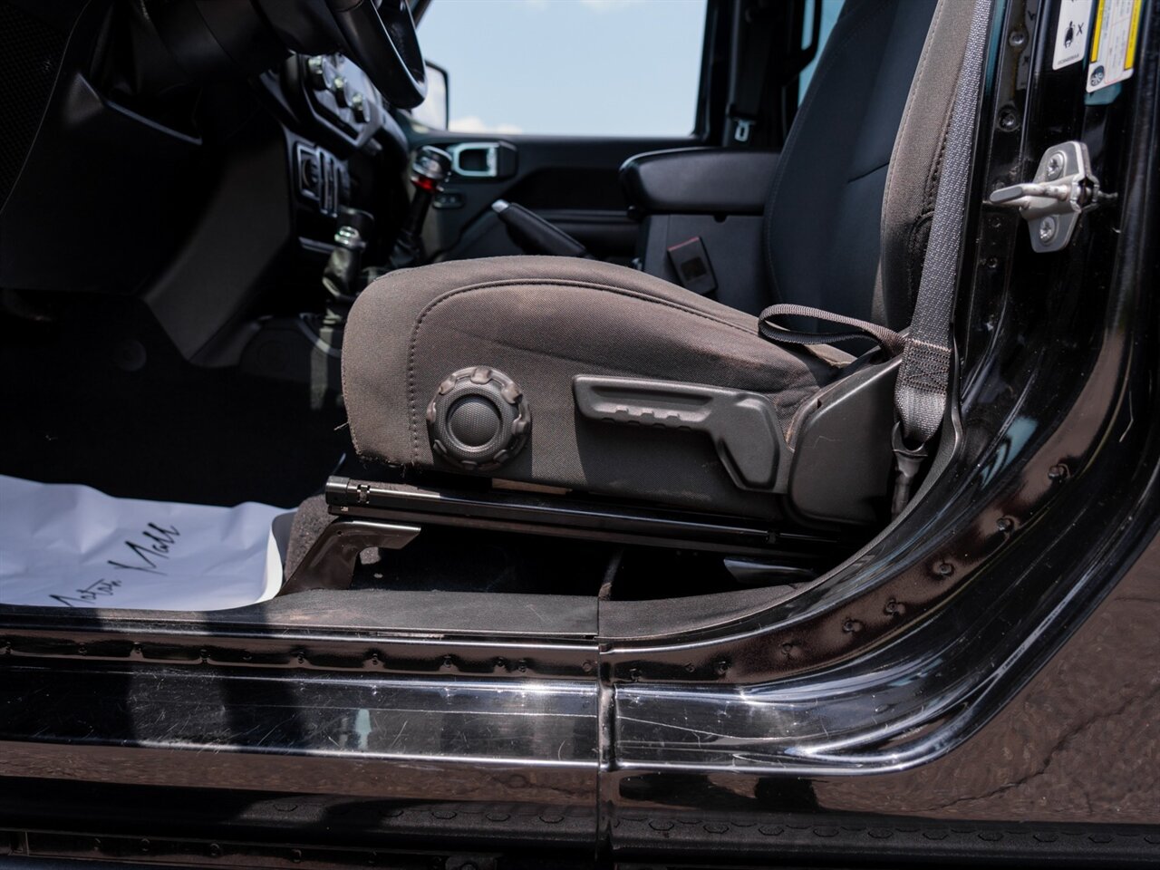 2018 Jeep Wrangler Unlimited Sport - Photo 15 - Washington, MI 48094