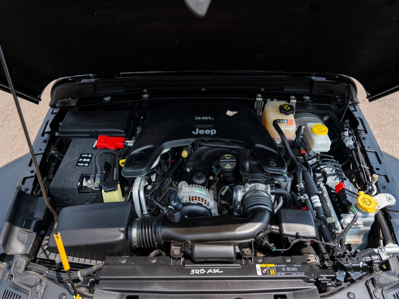 2018 Jeep Wrangler Unlimited Sport - Photo 12 - Washington, MI 48094