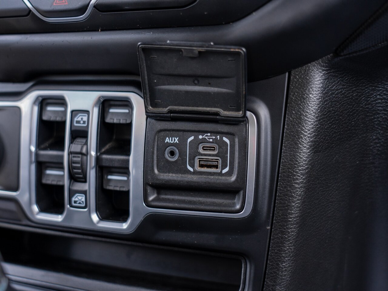 2018 Jeep Wrangler Unlimited Sport - Photo 41 - Washington, MI 48094