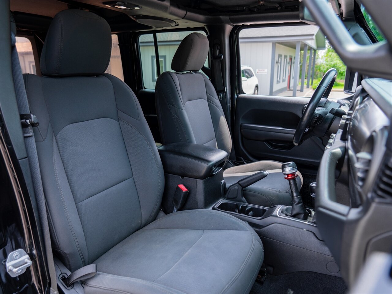2018 Jeep Wrangler Unlimited Sport - Photo 23 - Washington, MI 48094