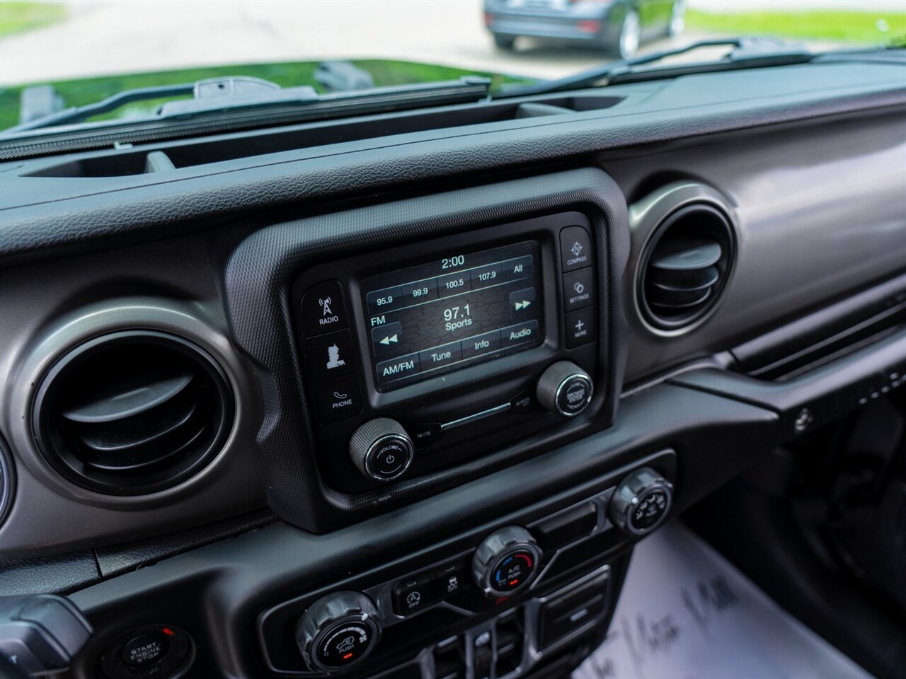 2018 Jeep Wrangler Unlimited Sport - Photo 35 - Washington, MI 48094