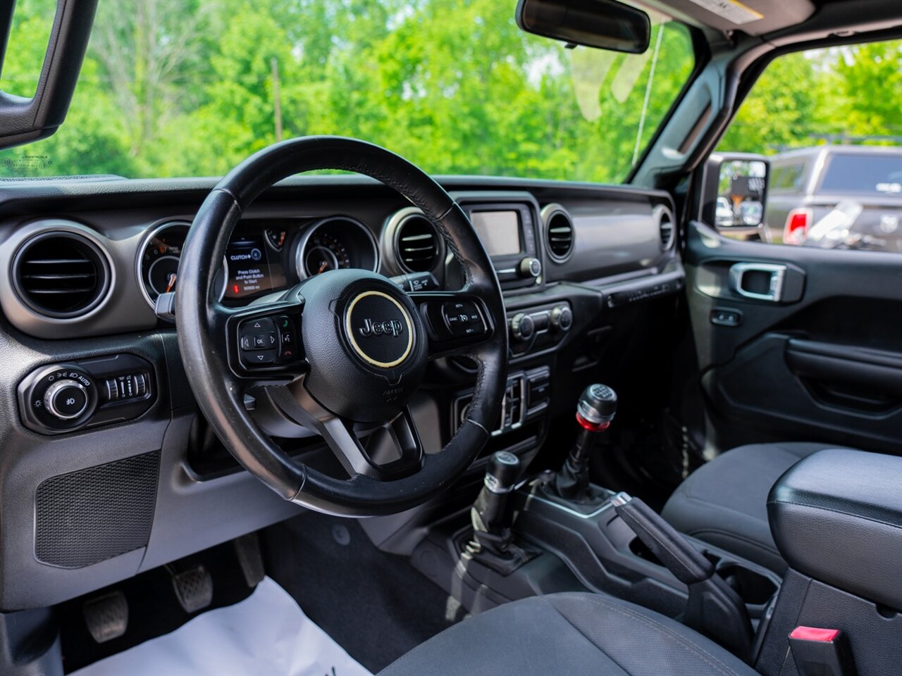 2018 Jeep Wrangler Unlimited Sport - Photo 17 - Washington, MI 48094