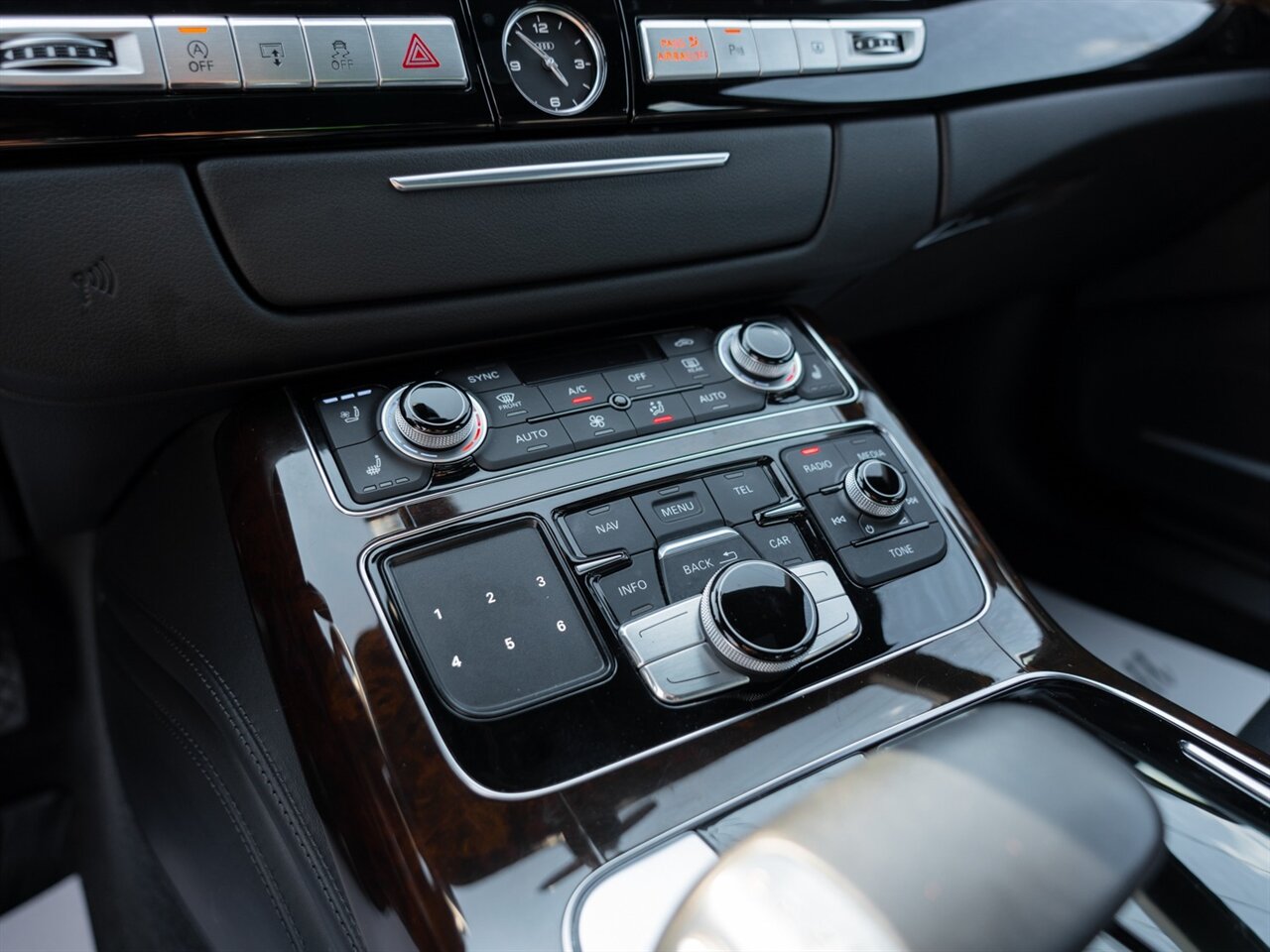 2015 Audi A8 3.0T quattro LWB - Photo 31 - Washington, MI 48094