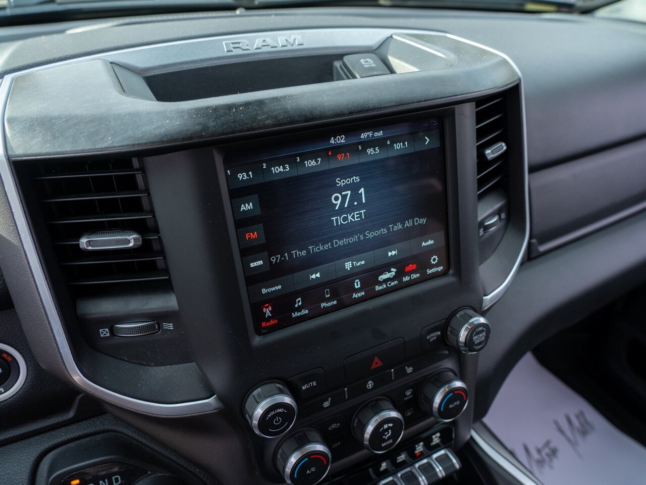 2020 RAM 1500 Big Horn   - Photo 36 - Washington, MI 48094