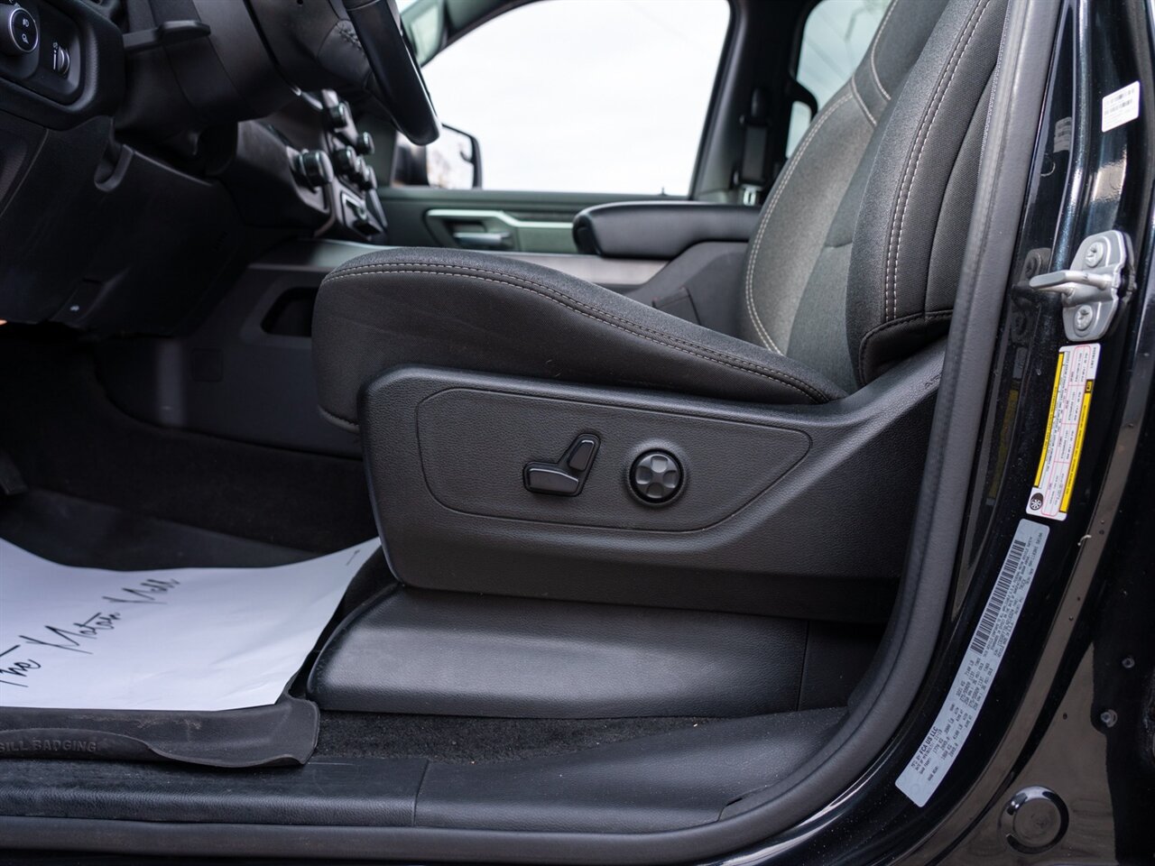 2020 RAM 1500 Big Horn   - Photo 19 - Washington, MI 48094