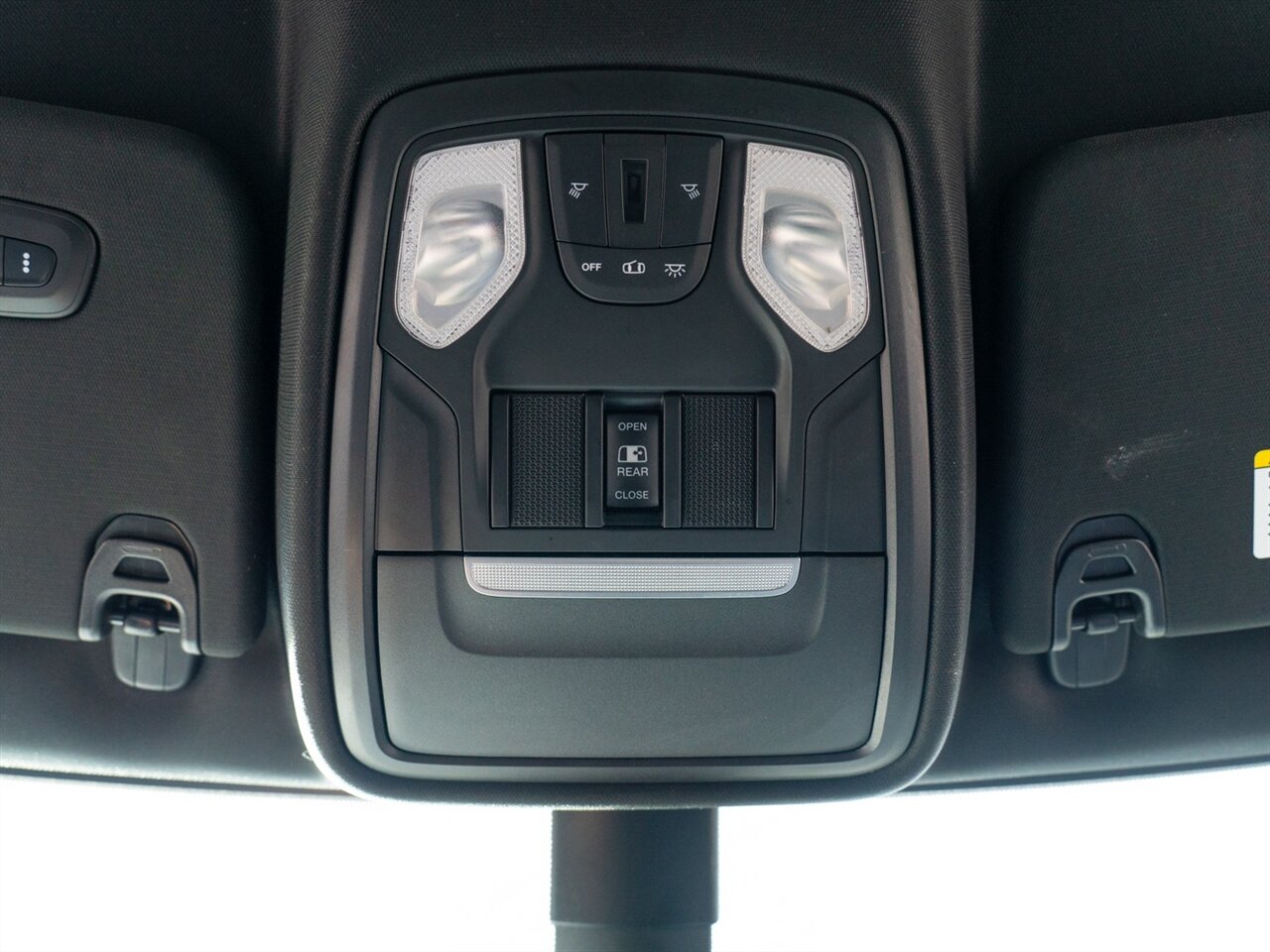 2020 RAM 1500 Big Horn   - Photo 44 - Washington, MI 48094