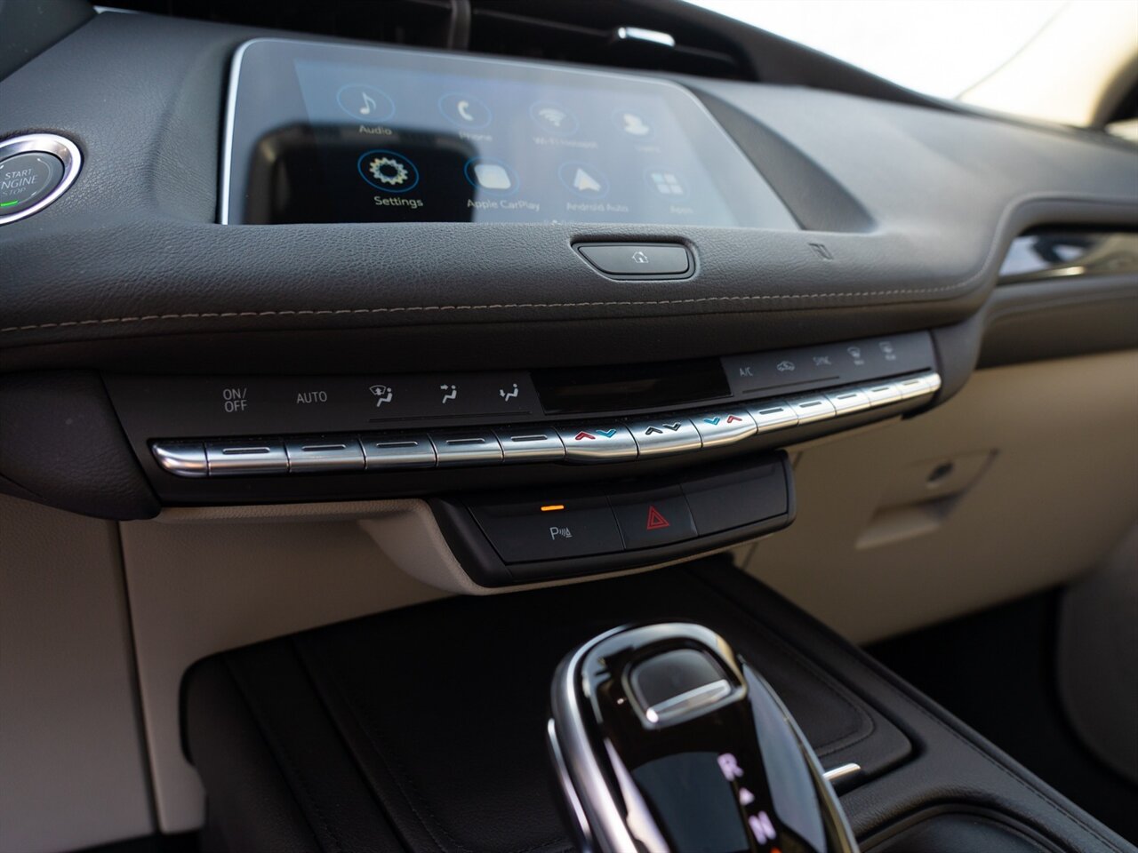 2021 Cadillac XT4 Premium Luxury   - Photo 34 - Washington, MI 48094