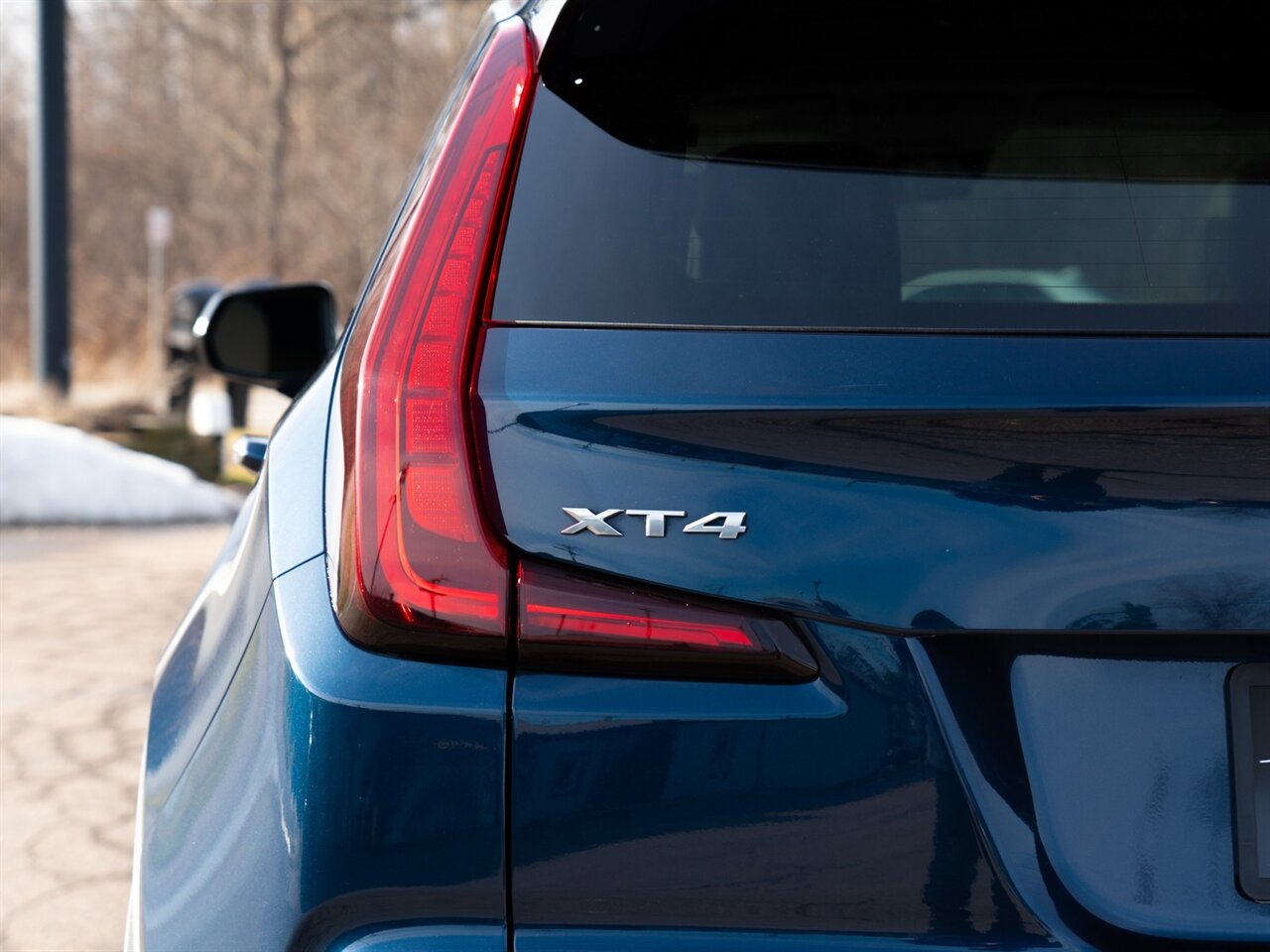 2021 Cadillac XT4 Premium Luxury   - Photo 10 - Washington, MI 48094