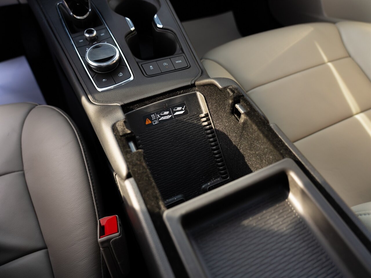 2021 Cadillac XT4 Premium Luxury   - Photo 41 - Washington, MI 48094