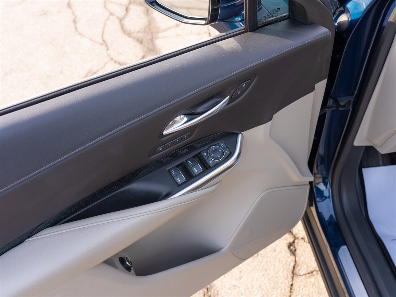 2021 Cadillac XT4 Premium Luxury   - Photo 16 - Washington, MI 48094