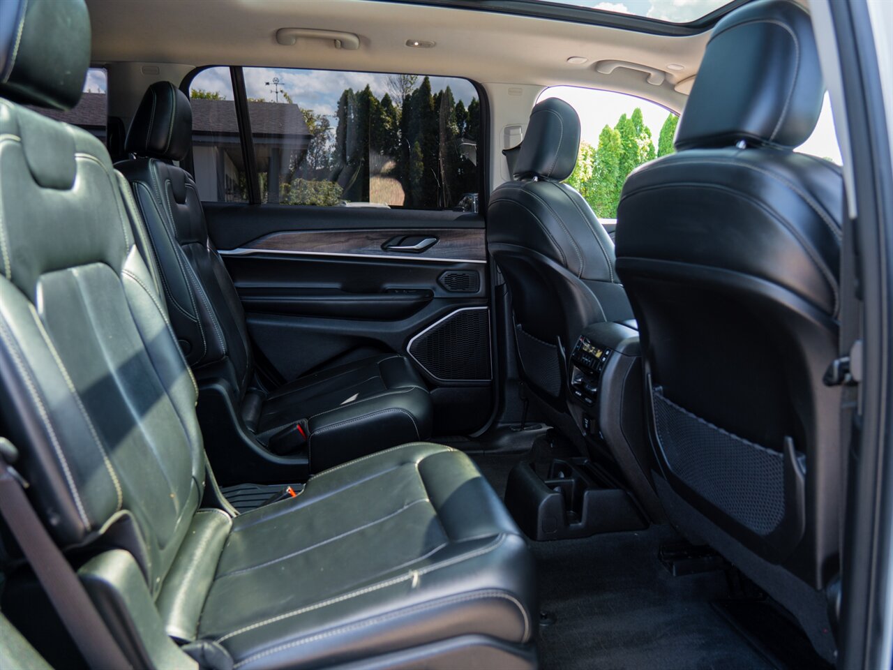 2021 Jeep Grand Cherokee L Limited   - Photo 22 - Washington, MI 48094