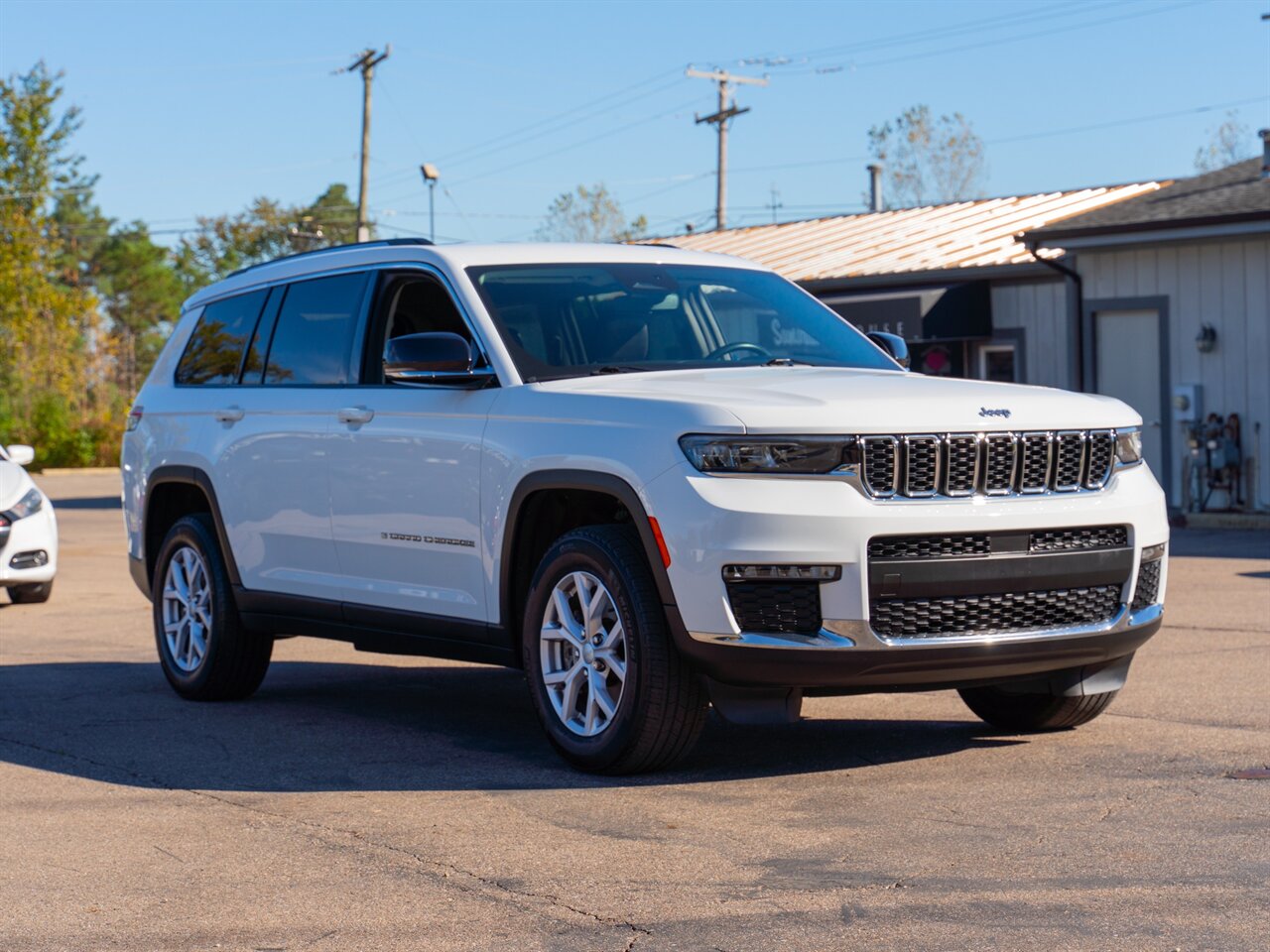 2021 Jeep Grand Cherokee L Limited   - Photo 3 - Washington, MI 48094