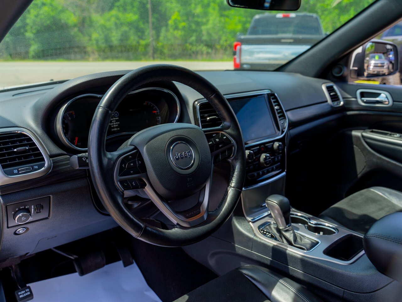 2021 Jeep Grand Cherokee Laredo X   - Photo 18 - Washington, MI 48094