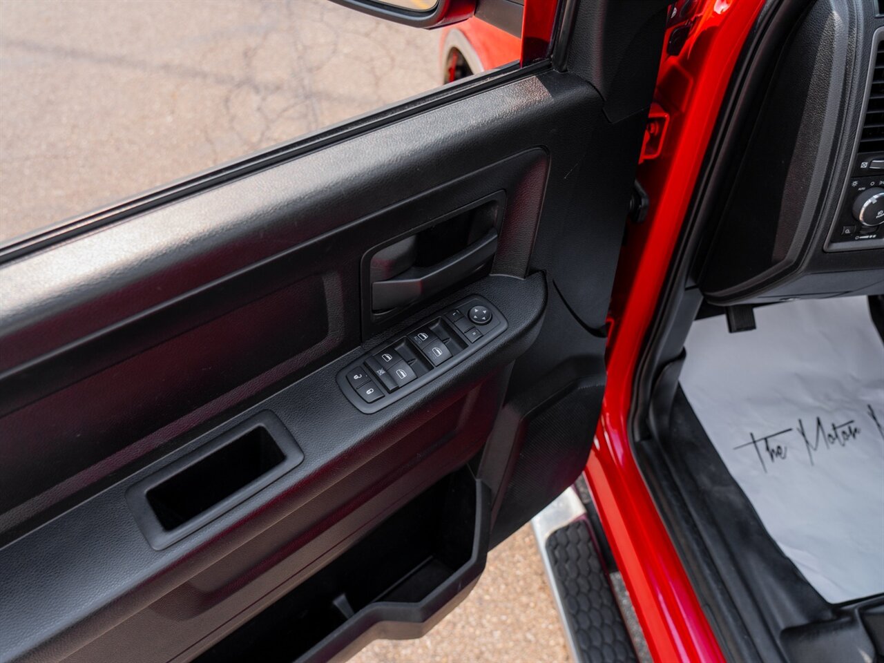 2013 RAM 1500 Tradesman - Photo 15 - Washington, MI 48094