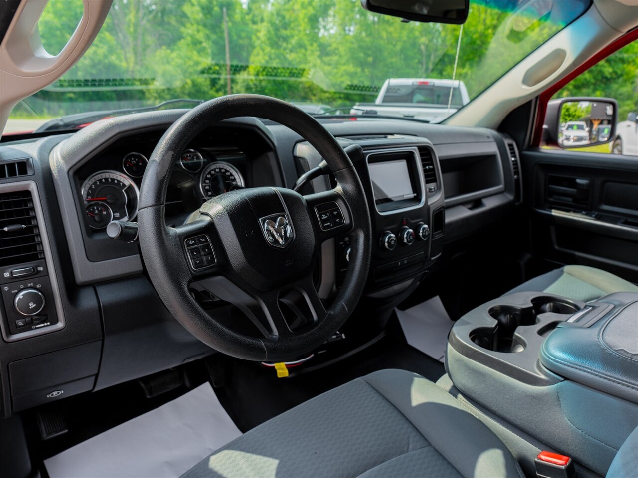 2013 RAM 1500 Tradesman - Photo 17 - Washington, MI 48094