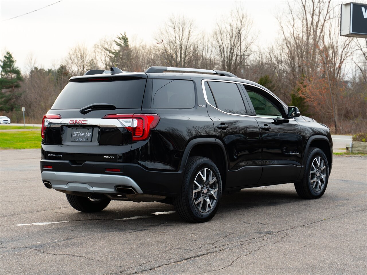 2023 GMC Acadia SLE   - Photo 5 - Washington, MI 48094