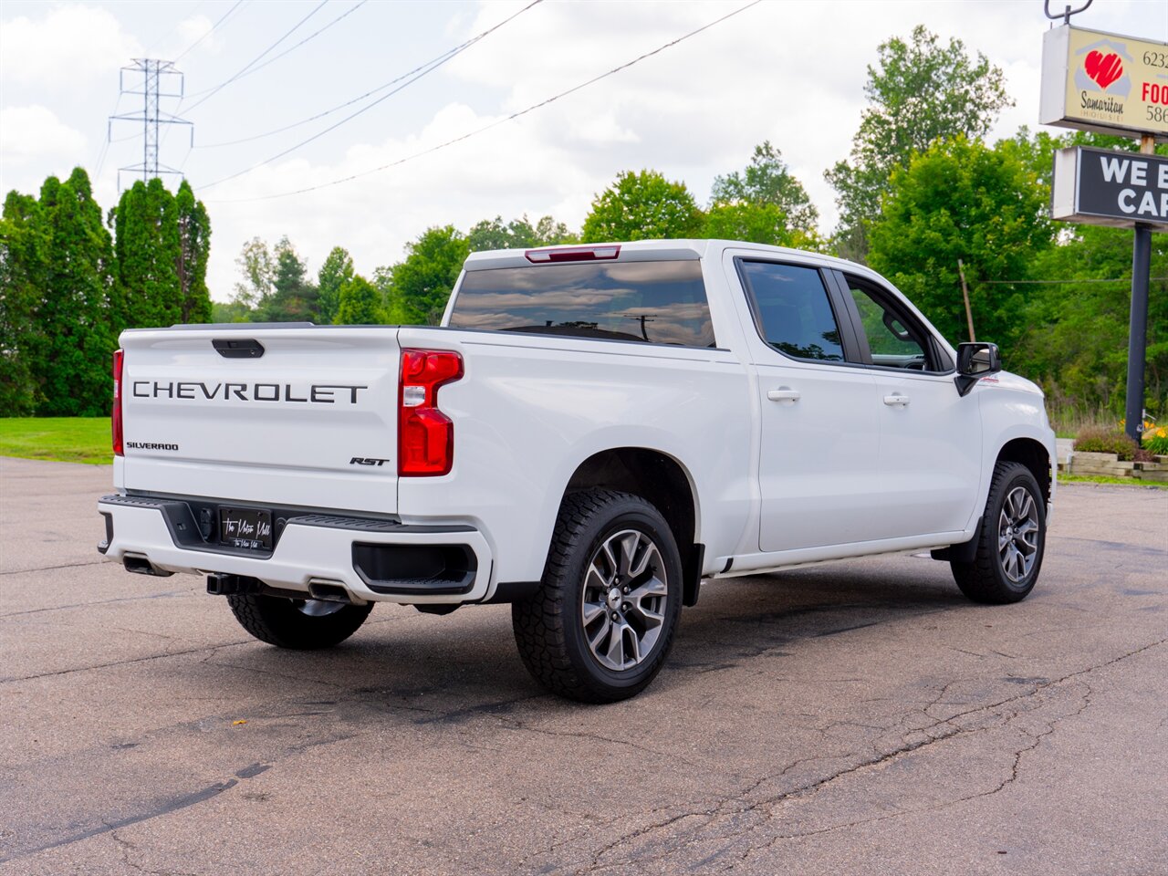 2022 Chevrolet Silverado 1500 Limited RST   - Photo 5 - Washington, MI 48094