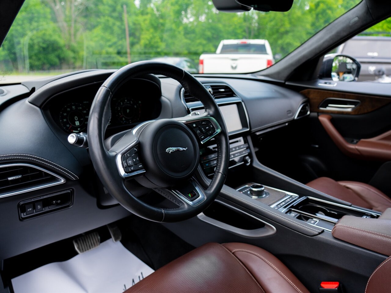 2019 Jaguar F-PACE S - Photo 20 - Washington, MI 48094